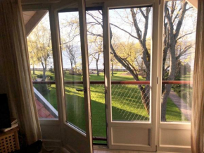 SOLEMAR sunny 2 rooms apartment with lagoon view, Preila